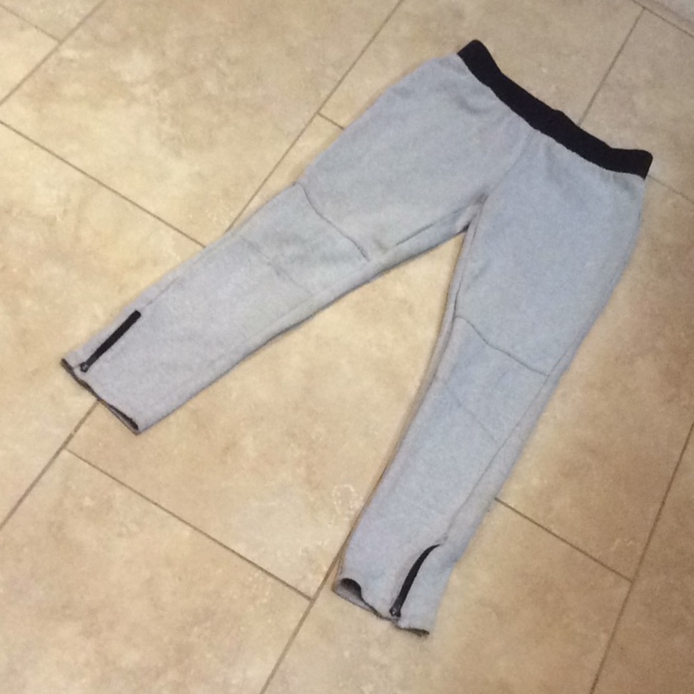 Girls Jogger Style/Form Fitting Sweatpants